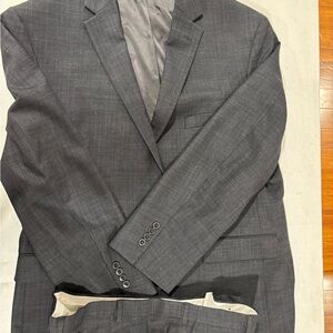 Jos. A. Bank Charcoal Gray Men's Suit
